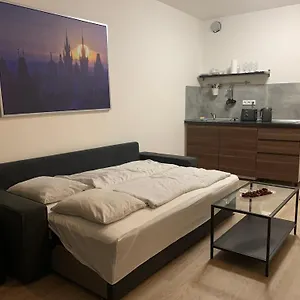 Port Karolina Apartament Praga