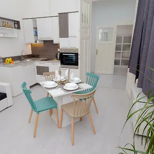 Boutique Jokai - In The Center Apartament Budapeszt